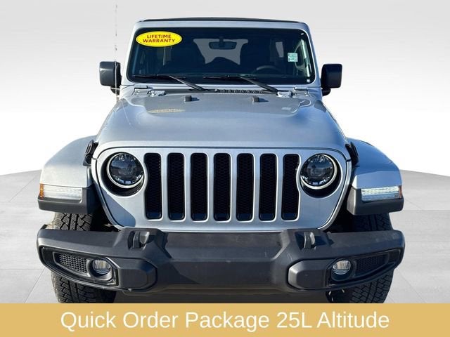 2023 Jeep Wrangler Sahara Altitude