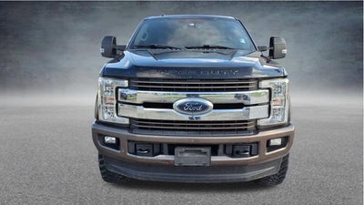 2017 Ford Super Duty F-250 SRW Lariat