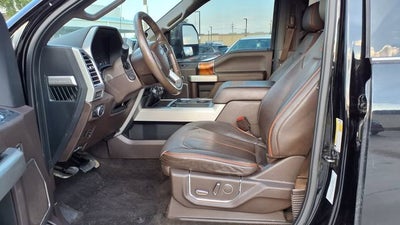 2017 Ford Super Duty F-250 SRW Lariat
