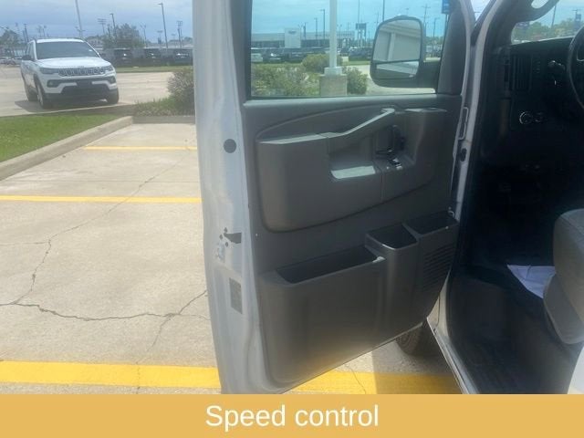 2016 Chevrolet Express Passenger 3500 LT