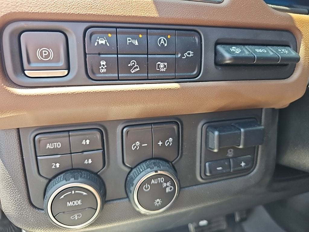 2022 Chevrolet Suburban High Country