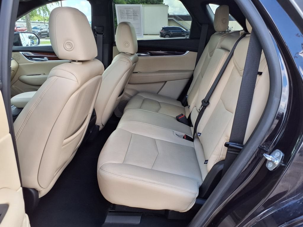 2018 Cadillac XT5 Luxury FWD