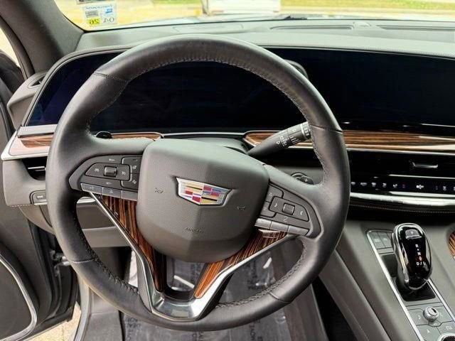 2024 Cadillac Escalade ESV Luxury
