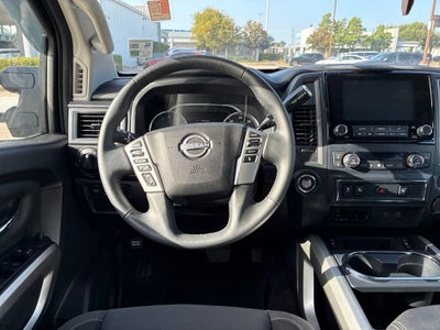 2024 Nissan Titan SV