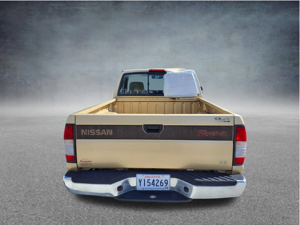 1998 Nissan Frontier 2WD XE