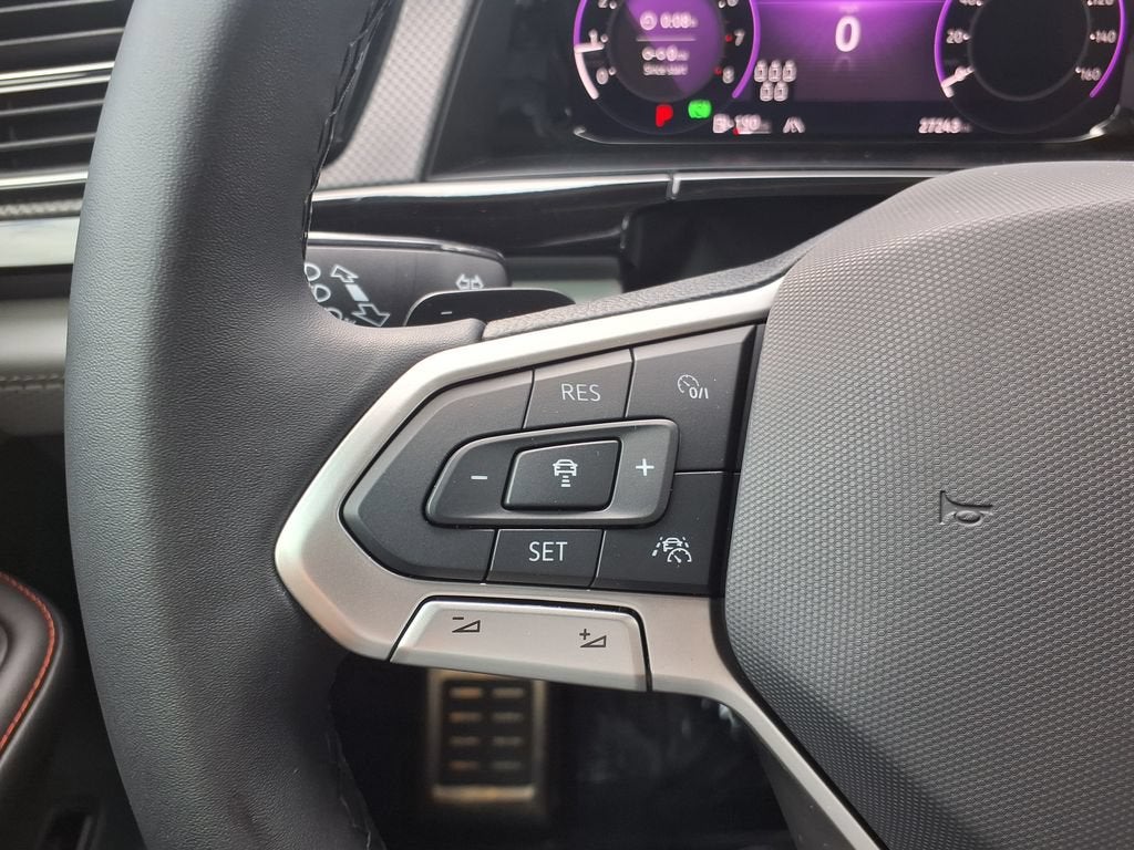 2024 Volkswagen Atlas 2.0T Peak Edition SE w/Technology