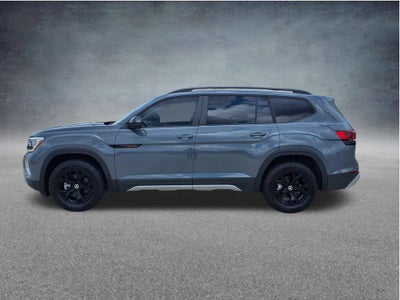 2024 Volkswagen Atlas 2.0T Peak Edition SE w/Technology