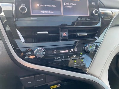 2024 Toyota Camry Hybrid SE