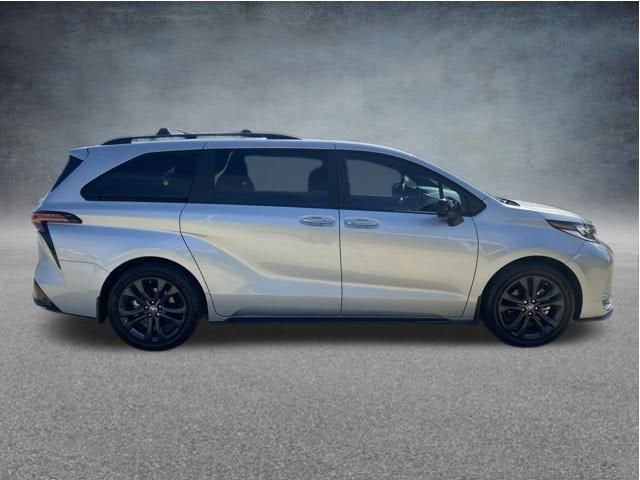 2025 Toyota Sienna XSE
