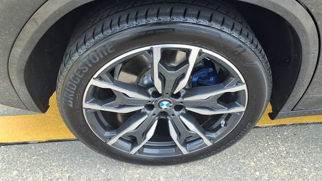 2023 BMW X3 M40i