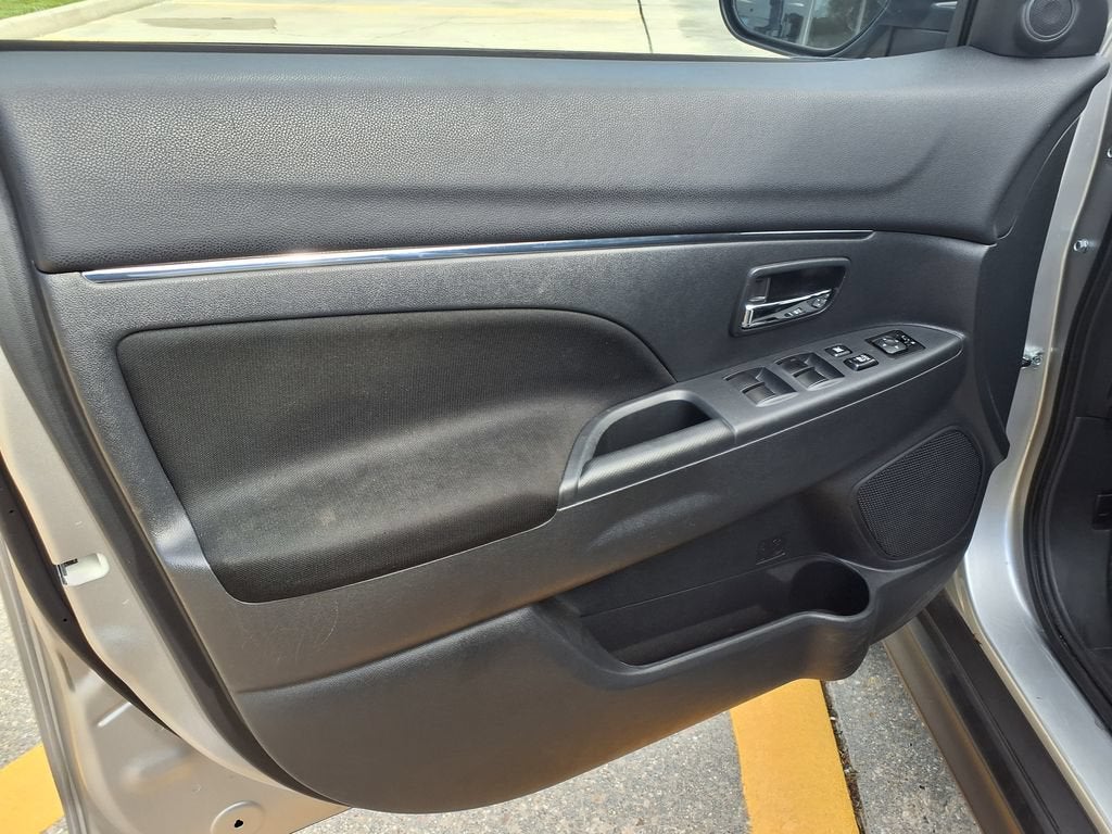 2024 Mitsubishi Outlander Sport S