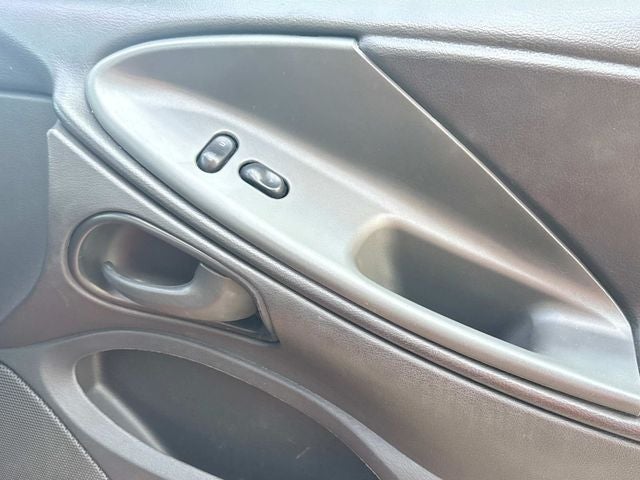 2004 Ford Mustang Mach 1 Premium