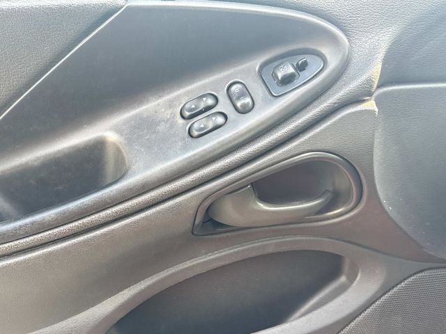 2004 Ford Mustang Mach 1 Premium