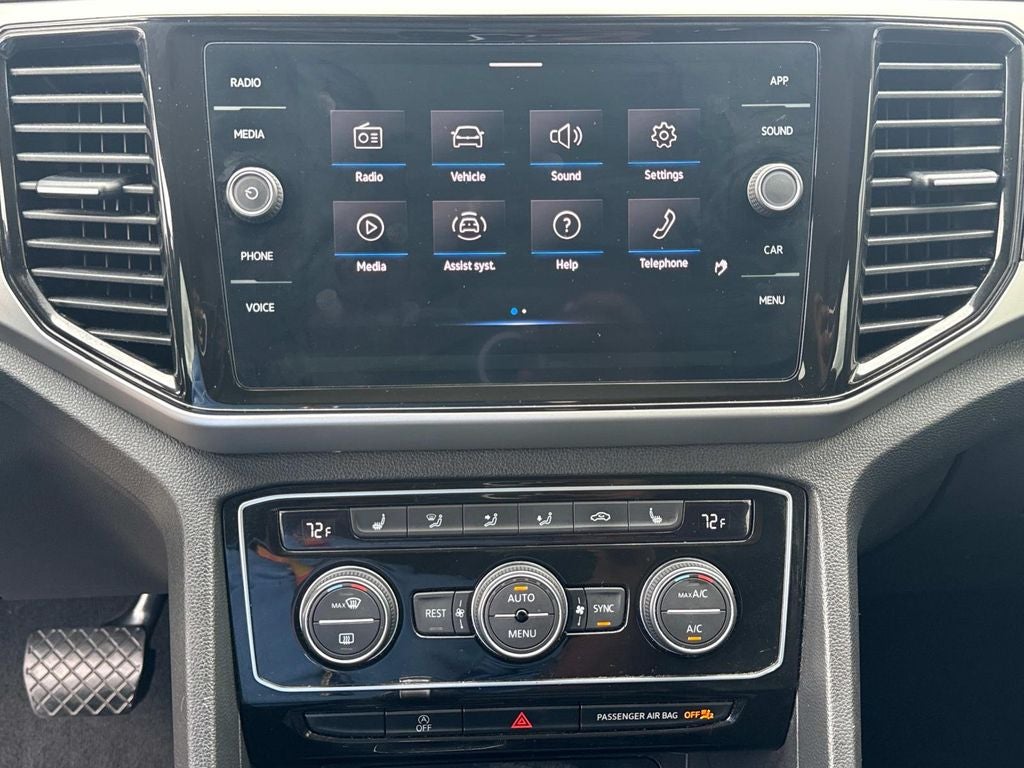 2022 Volkswagen Atlas 3.6L V6 SE w/Technology