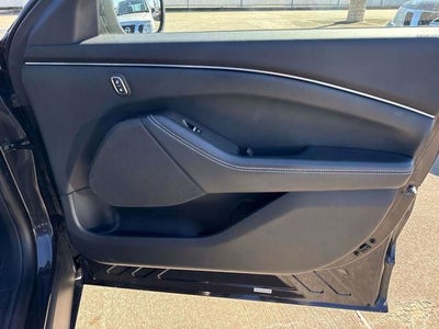 2022 Ford Mustang Mach-E Select