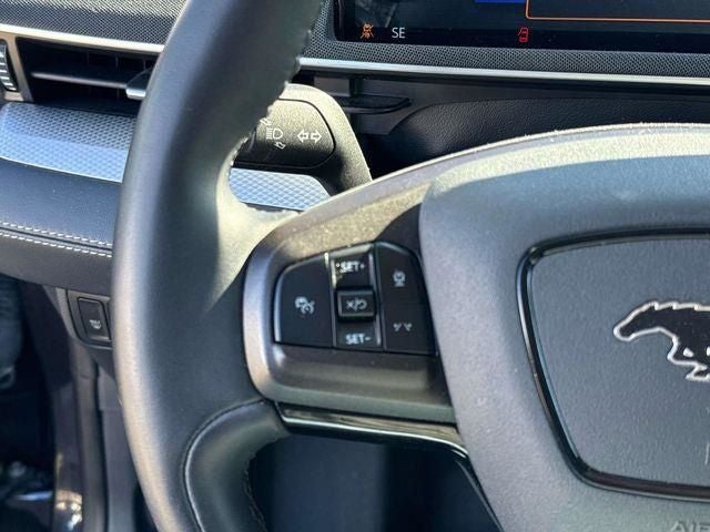 2022 Ford Mustang Mach-E Select