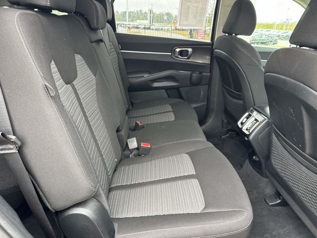 2025 Kia Sorento LX
