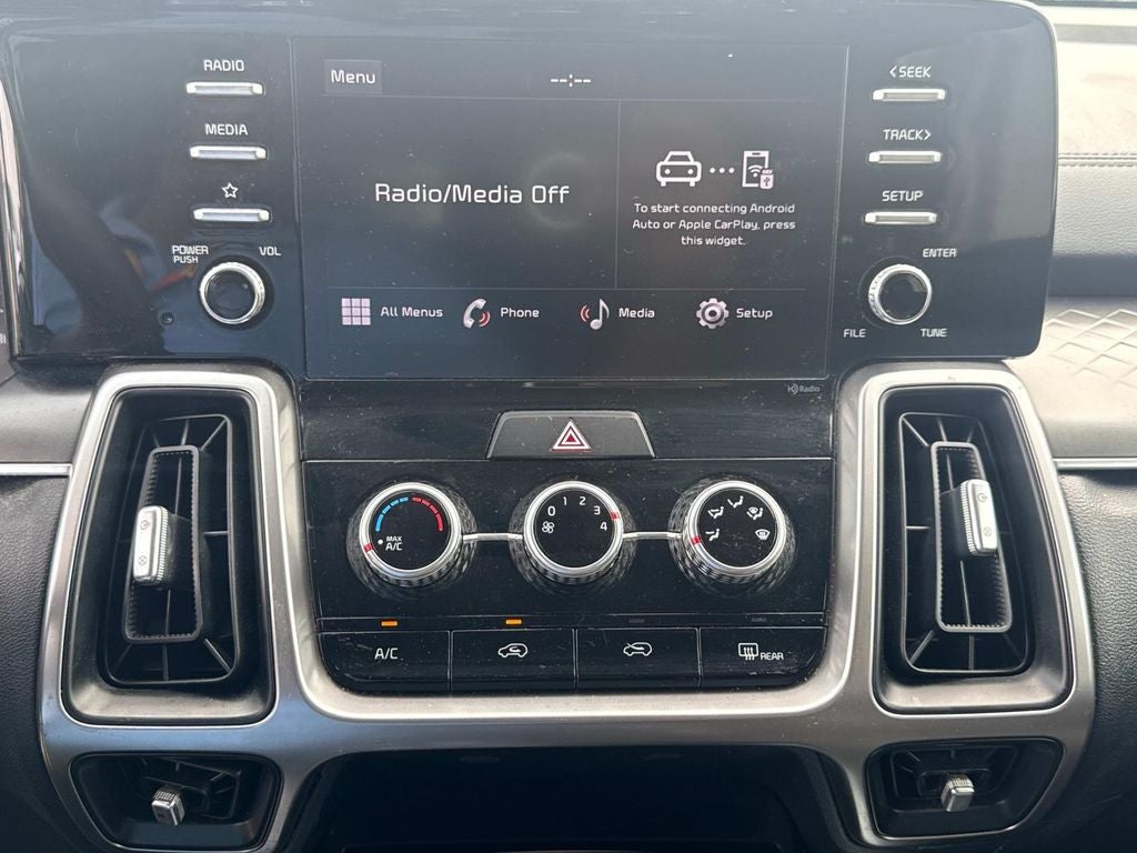 2022 Kia Sorento LX