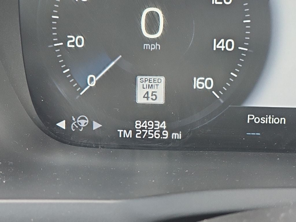 2020 Volvo XC90 T6 Momentum