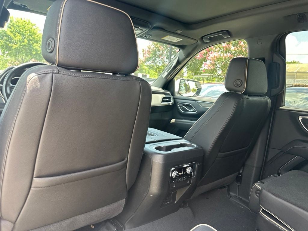 2024 GMC Yukon XL SLT
