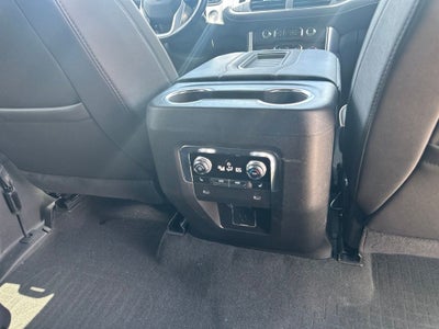 2024 GMC Yukon XL SLT