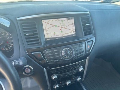 2020 Nissan Pathfinder SL