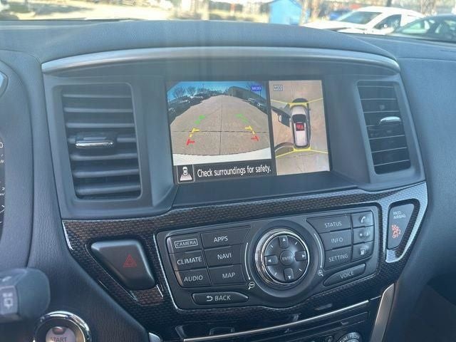 2020 Nissan Pathfinder SL