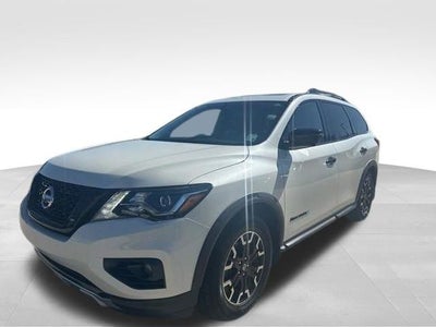 2020 Nissan Pathfinder SL