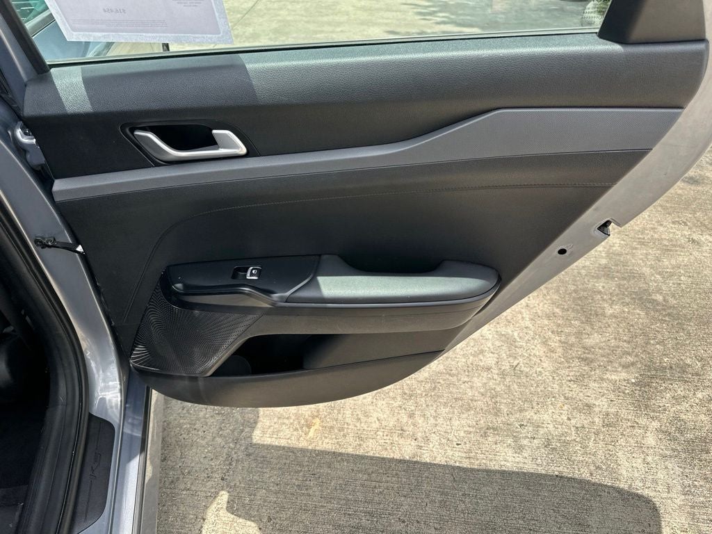 2022 Kia K5 LXS