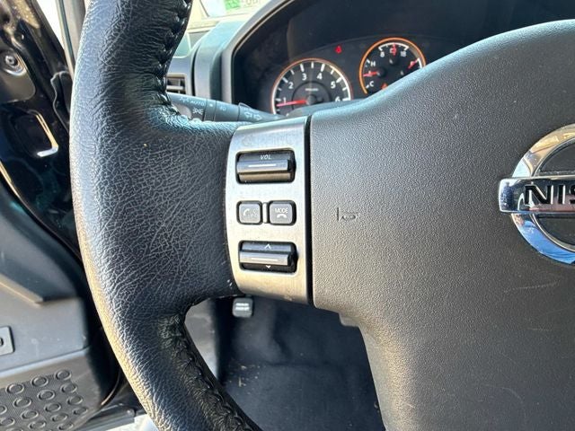 2010 Nissan Titan LE