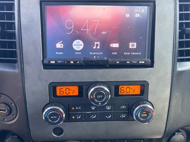 2010 Nissan Titan LE