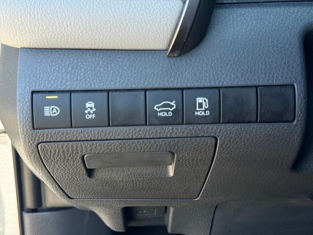 2021 Toyota Camry Hybrid SE