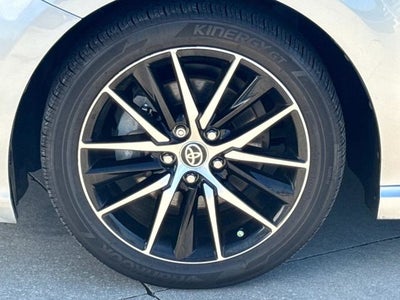 2021 Toyota Camry Hybrid SE