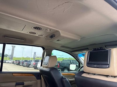 2014 Nissan Armada Platinum