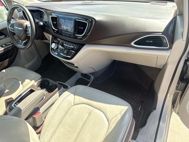 2019 Chrysler Pacifica Touring L Plus