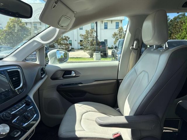 2019 Chrysler Pacifica Touring L Plus