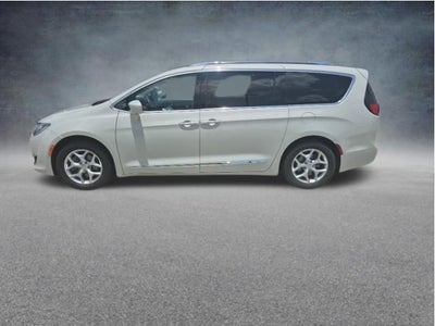 2019 Chrysler Pacifica Touring L Plus