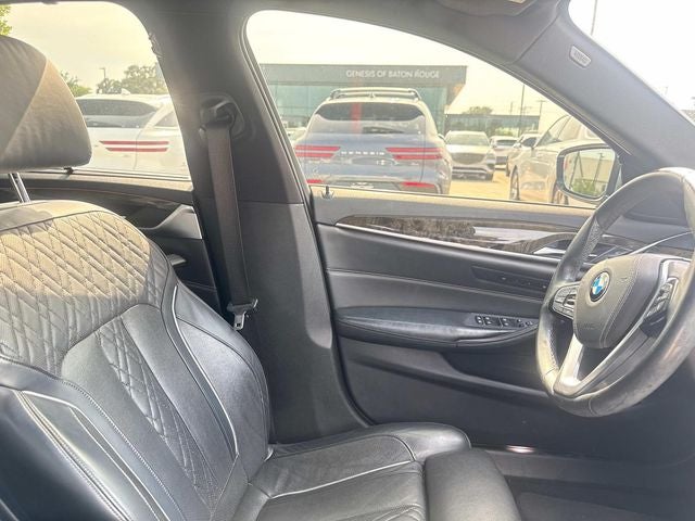 2018 BMW 5 Series 540i