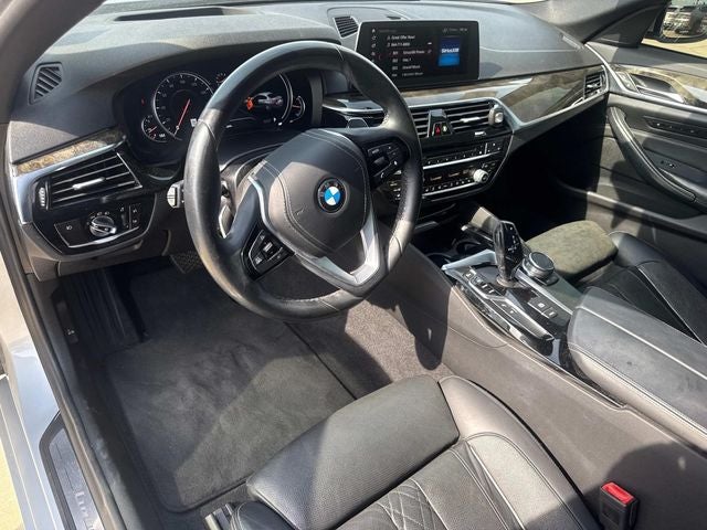 2018 BMW 5 Series 540i