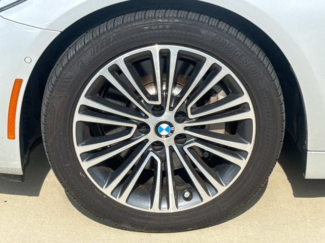 2018 BMW 5 Series 540i