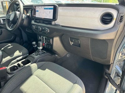 2025 Jeep Wrangler 4-Door Willys 4x4