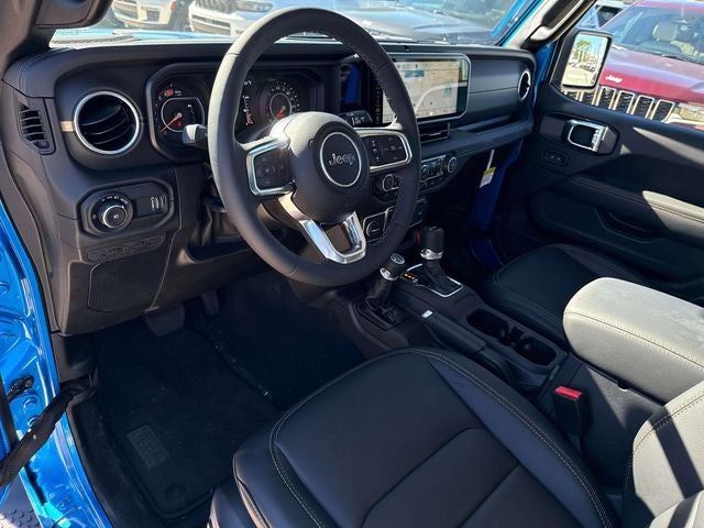 2025 Jeep Wrangler WRANGLER 4-DOOR SAHARA