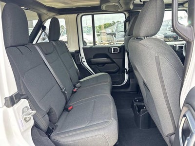 2024 Jeep Wrangler 4-Door Sahara 4x4