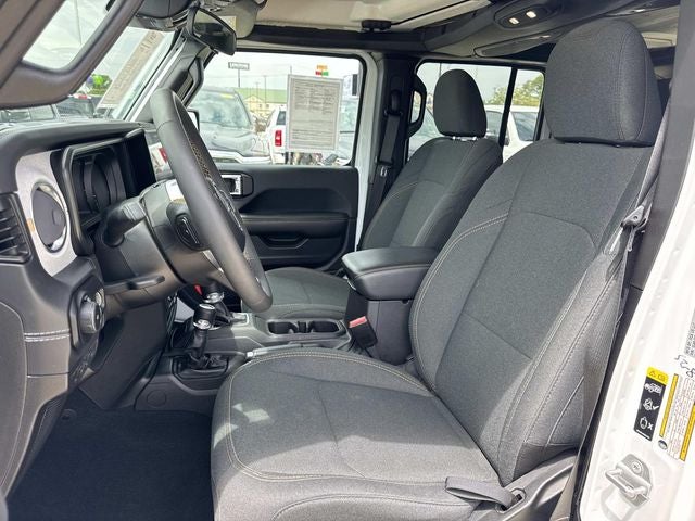 2024 Jeep Wrangler 4-Door Sahara - Photo 20