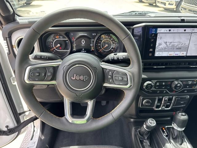 2024 Jeep Wrangler 4-Door Sahara - Photo 25