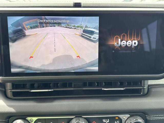 2024 Jeep Wrangler 4-Door Sahara - Photo 30