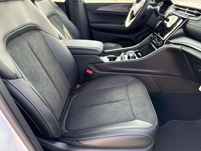 2025 Jeep Grand Cherokee GRAND CHEROKEE ALTITUDE X 4X2