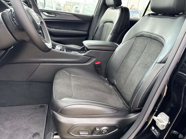 2025 Jeep Grand Cherokee GRAND CHEROKEE ALTITUDE X 4X2