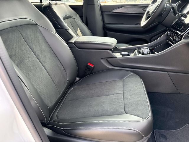 2025 Jeep Grand Cherokee GRAND CHEROKEE ALTITUDE X 4X2