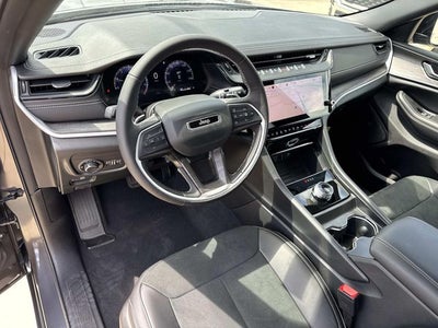 2026 Jeep Grand Cherokee GRAND CHEROKEE LAREDO ALTITUDE 4X2